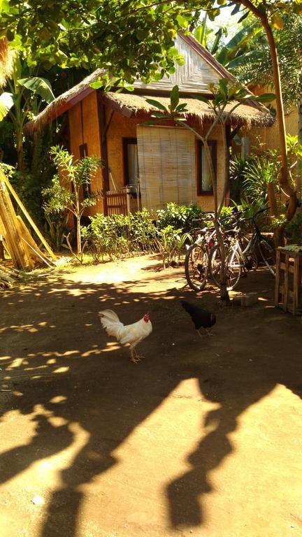 Lima Bintang Hotel Gili Trawangan Exterior photo